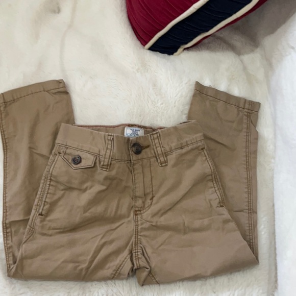 Old navy kids khaki pants - Picture 6 of 6